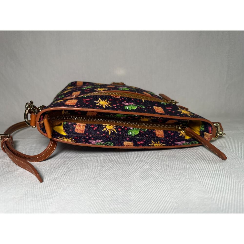Dooney & Bourke Disney Tangled Rapunzel Pascal Purple Crossbody Purse Bag EUC - Picture 7 of 9